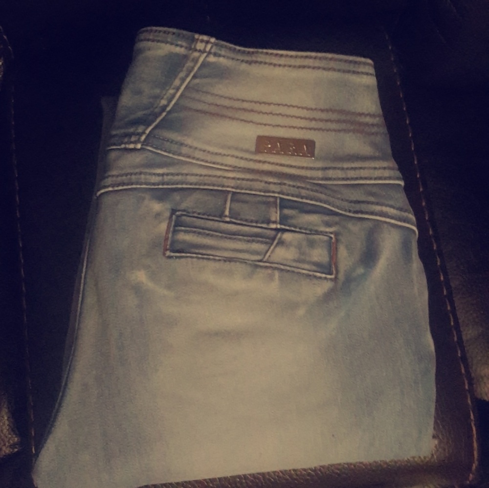 Blue skinny jean